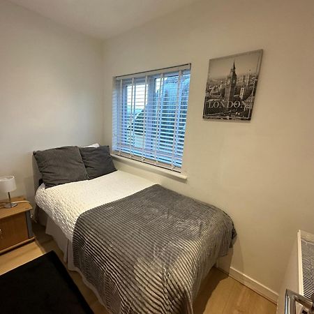 Charming 3-Bed Home Minutes From City Centre Nottingham Bagian luar foto