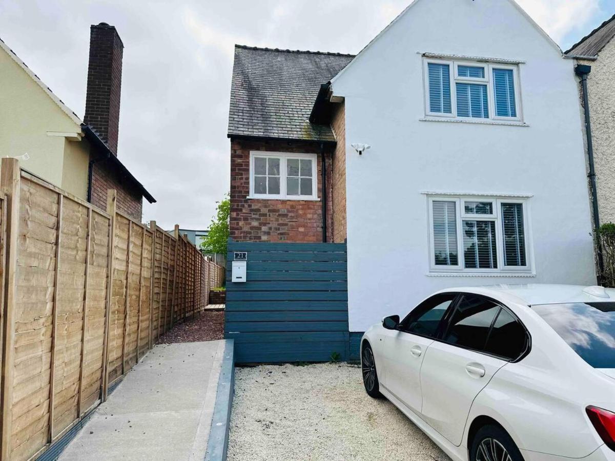 Charming 3-Bed Home Minutes From City Centre Nottingham Bagian luar foto