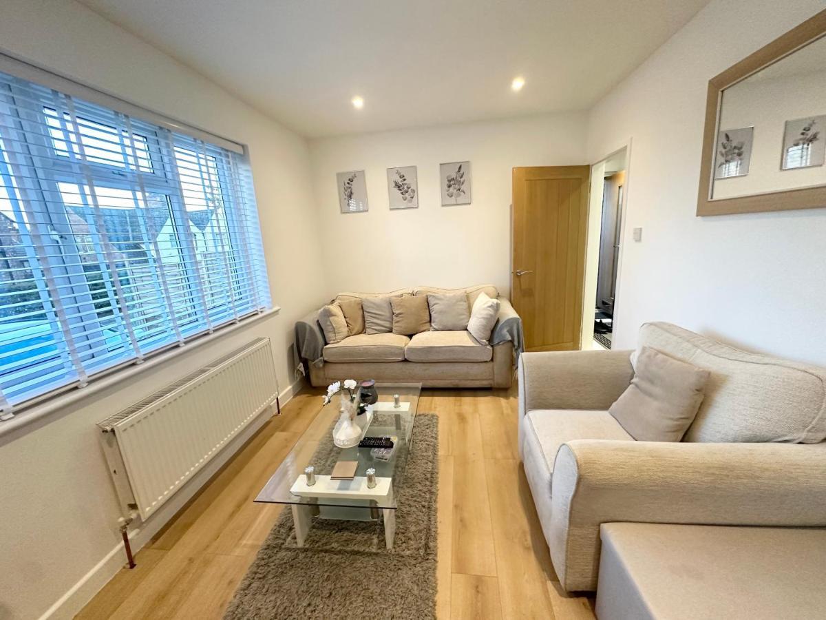 Charming 3-Bed Home Minutes From City Centre Nottingham Bagian luar foto