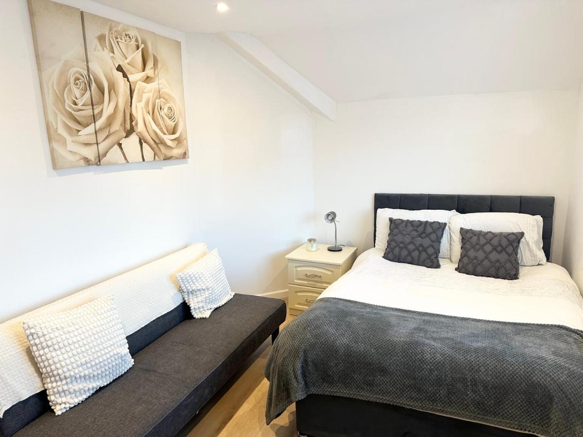 Charming 3-Bed Home Minutes From City Centre Nottingham Bagian luar foto