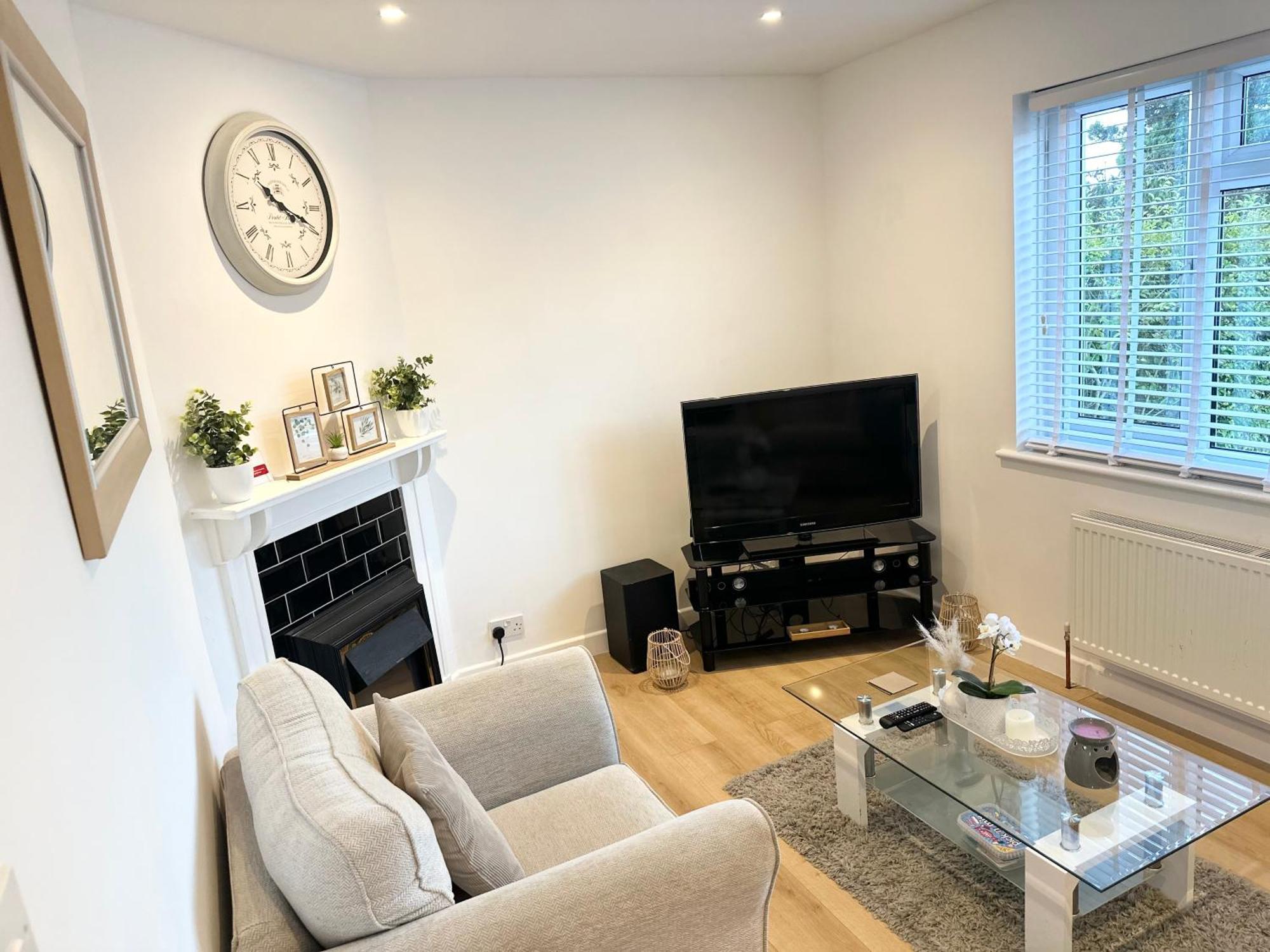 Charming 3-Bed Home Minutes From City Centre Nottingham Bagian luar foto